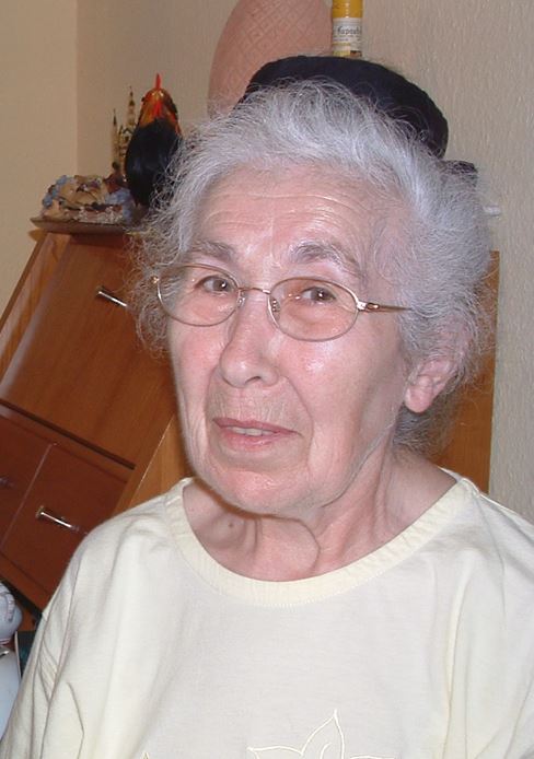 Frau Ottilie Knöpfle